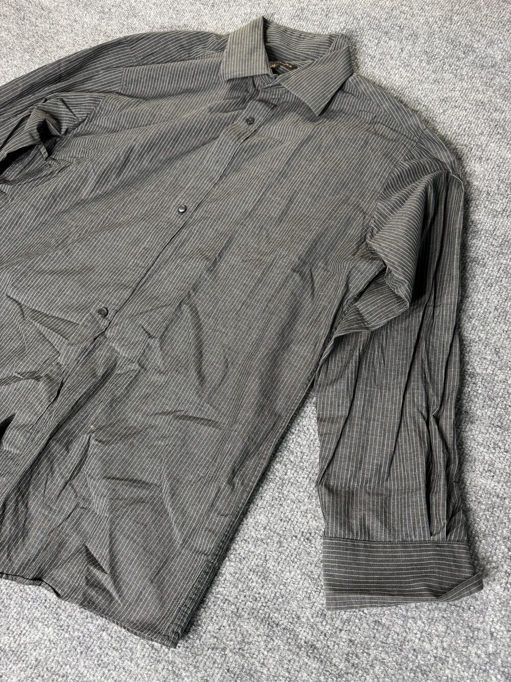 BCBGMAXAZRIA Shirt Mens L Gray Pinstripe Long Sleeve Button Up Modern Fit - Picture 3 of 14
